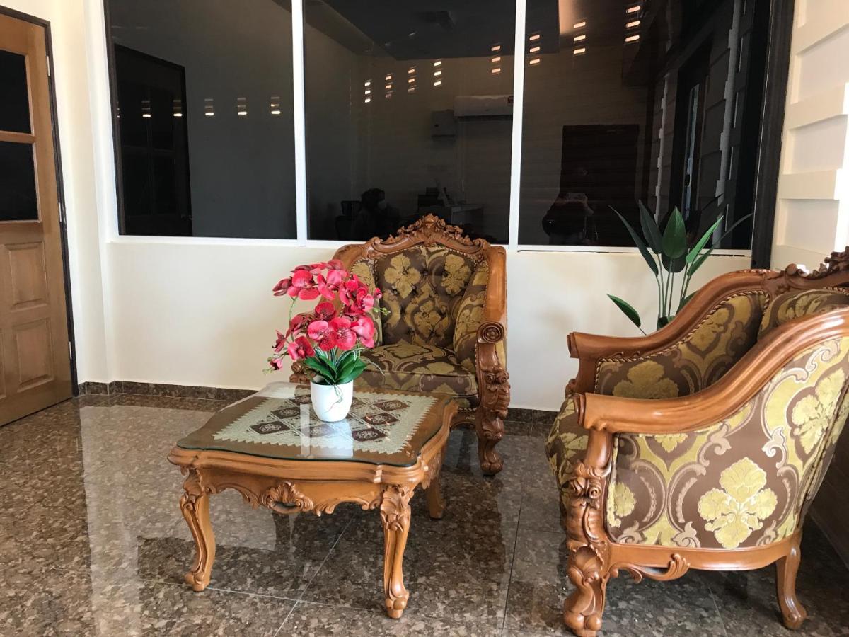 OYO 90506 Z Stay Inn Hotel Simpang Renggam Exterior foto